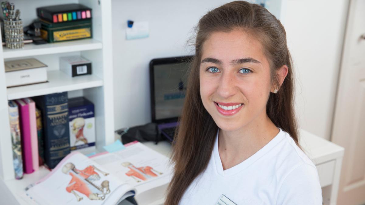 Issy Taylor-Gallardo, a physiotherapy student at Brighton University 2020 Issy Taylor-Gallardo, a physiotherapy student at Brighton University 2020