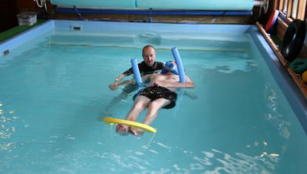 Physio runs Highland marathon to help patients cycle underwater