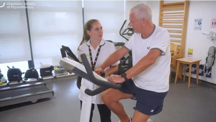 Patient David and physiotherapist Catrin