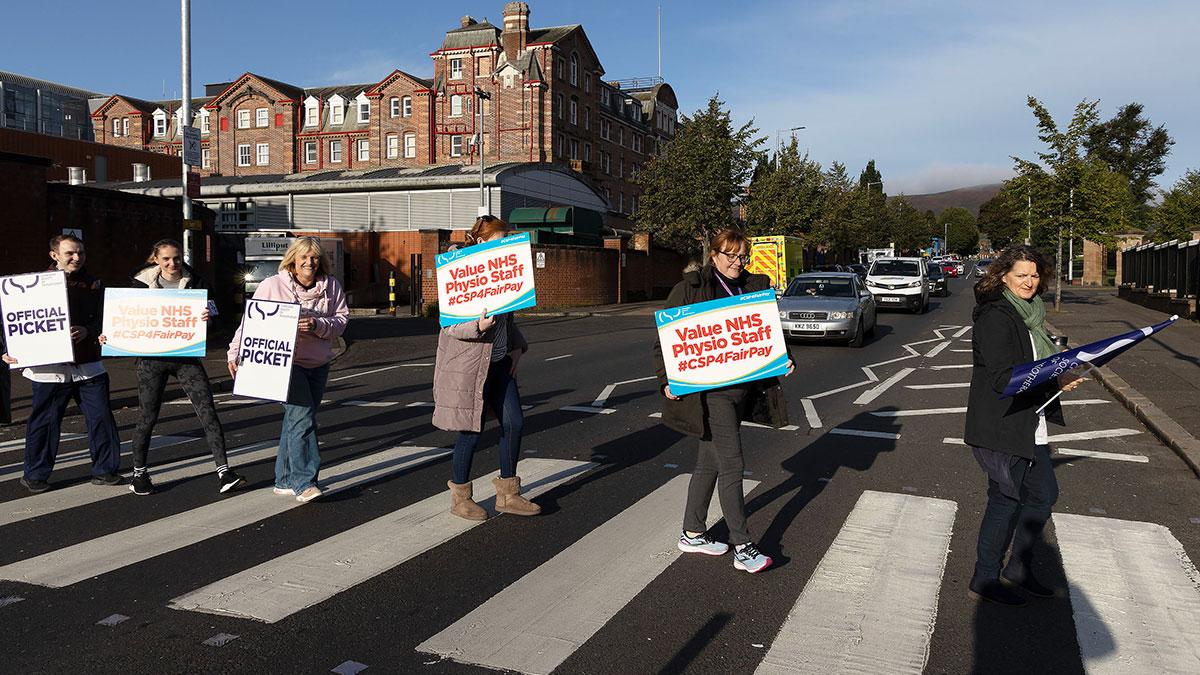 Physiotherapy staff on strike at Royal Victoria Hospital